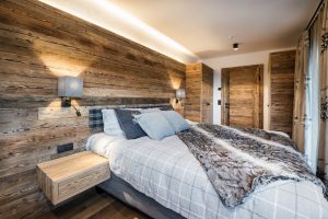Schlafzimmer Bed Holzwand