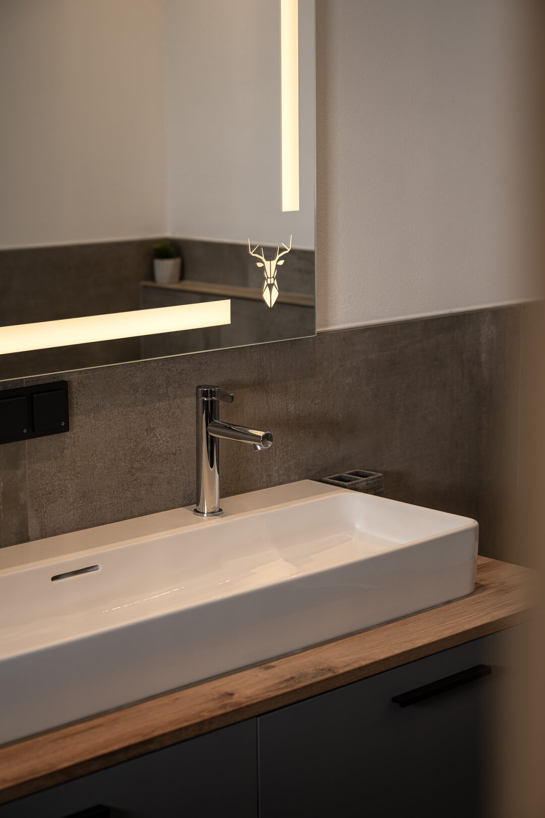 Badezimmer Spiegel beleuchtet