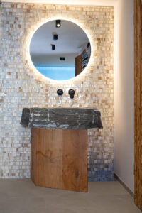 Solides Stein Waschbecken