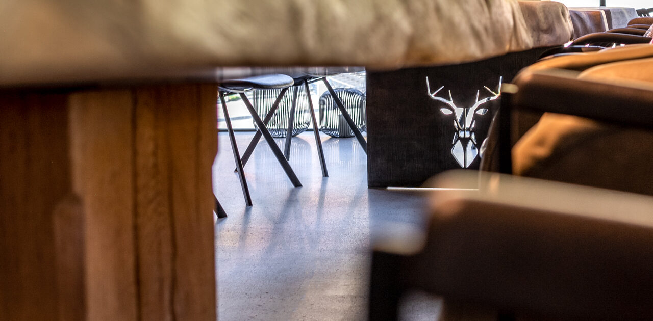 6 Meter lange Silver Stag Tisch