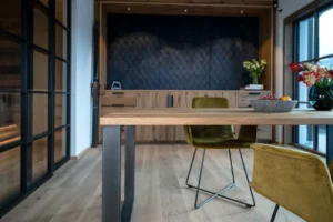 Schreibtisch Eichenholz Chalet Arbeitszimmer